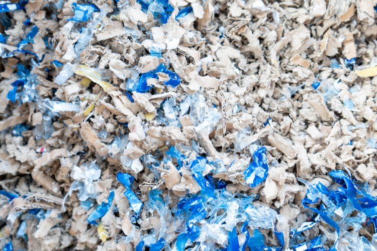 (image for) Wood and plastic shredder 5,5 kW